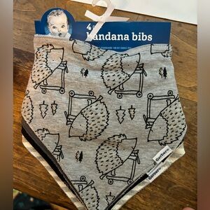 NWT Gerber Bandana Bibs
